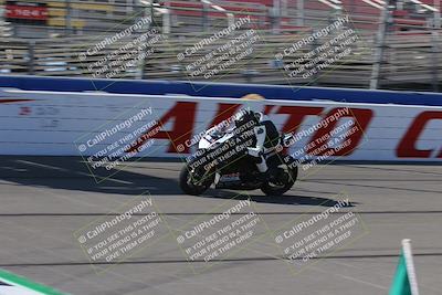 media/Aug-27-2022-Fastrack Riders (Sat) [[c588535105]]/Level 4/Session 1 Start Finish/